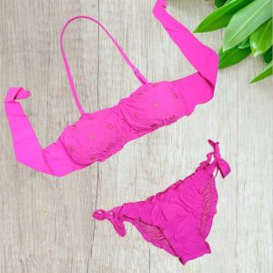 Bikini a fascia con pizzo San Gallo colore fucsia taglia 48/XXL